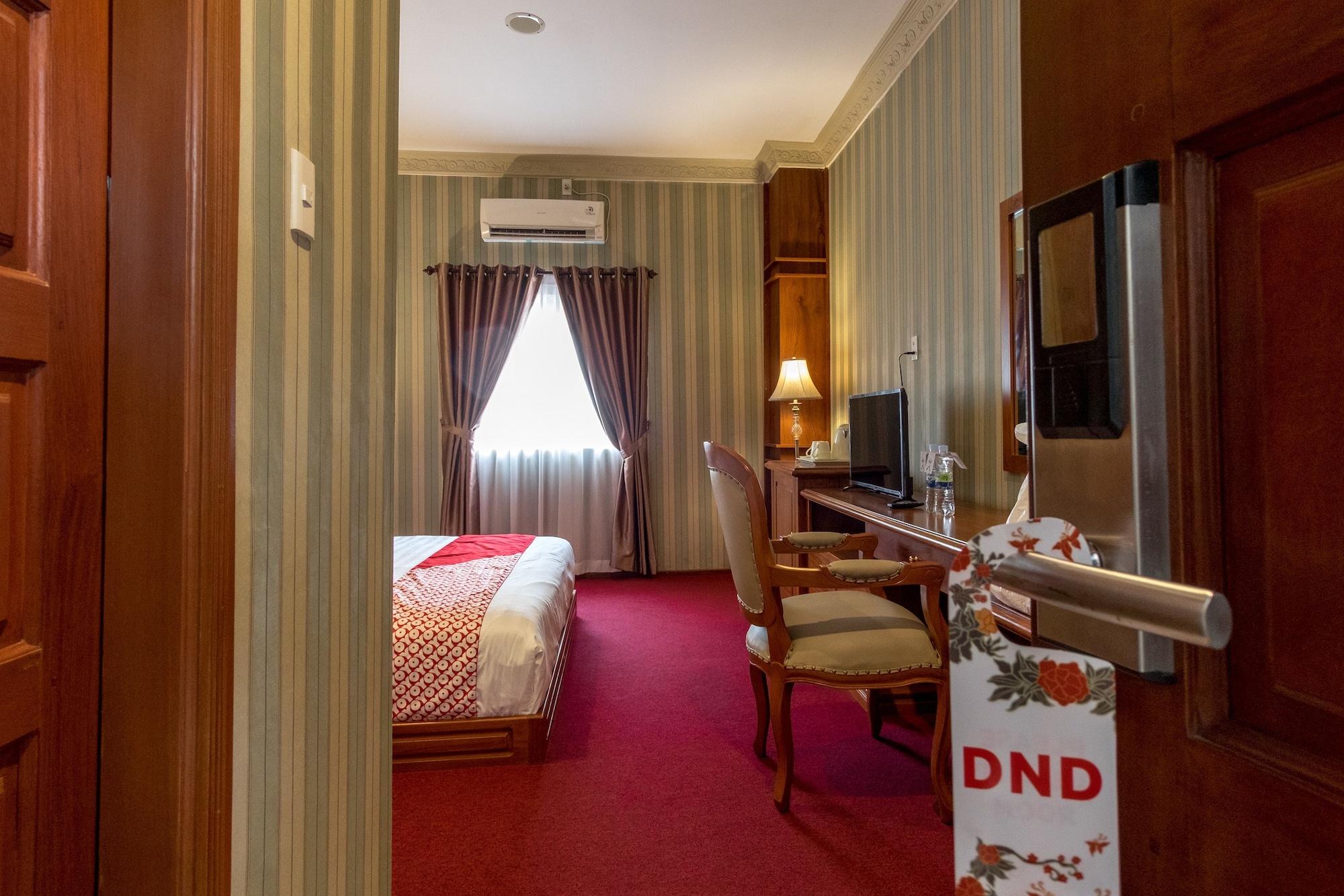 Oyo 293 Mutiara Hijau Hotel 2*