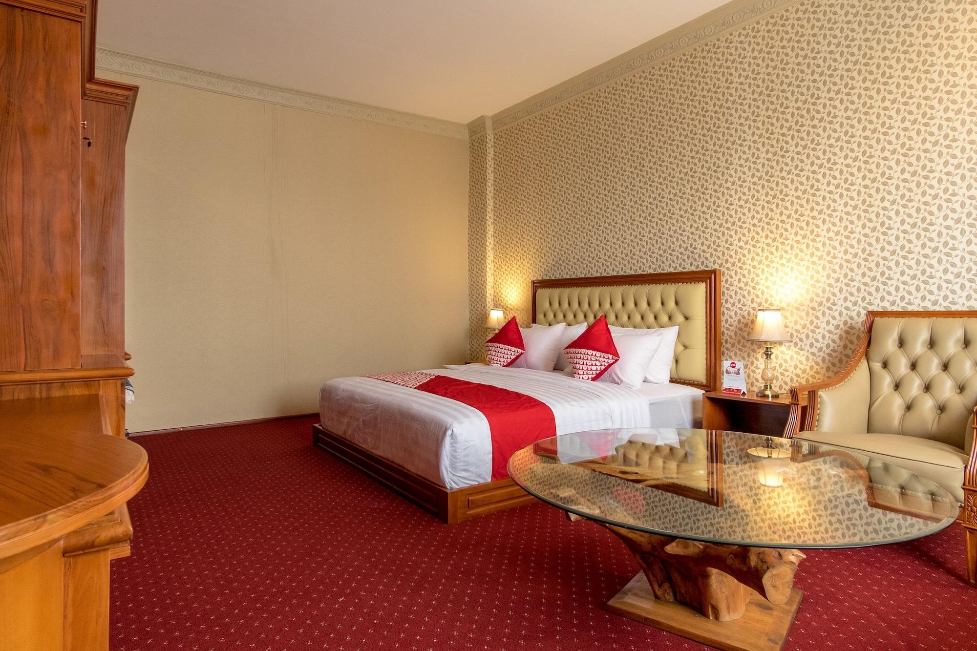 Hotel Oyo 293 Mutiara Hijau Medan